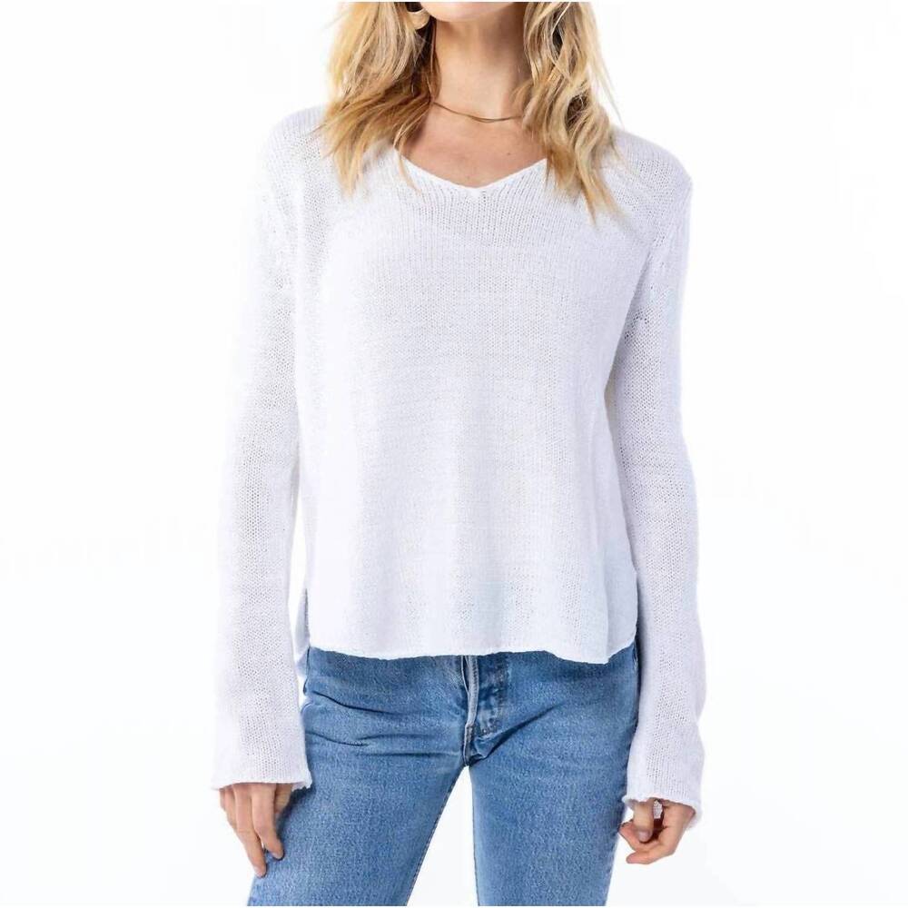 NEW PURA CASHMERE round edge v-neck top in summer white